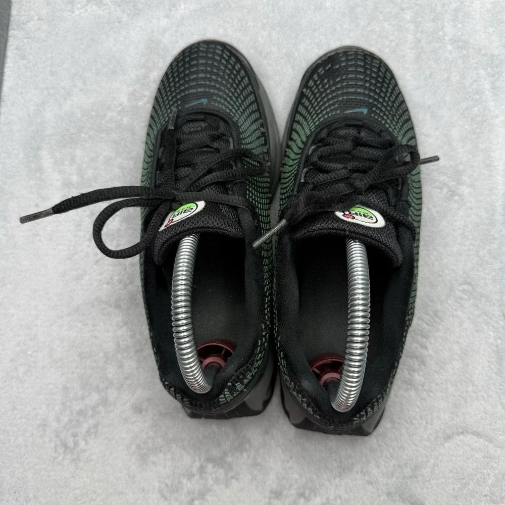 Nike pre owned